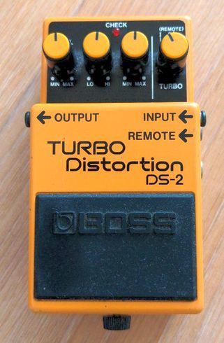取説・保証書付 BOSS TURBO Distortion DS-2